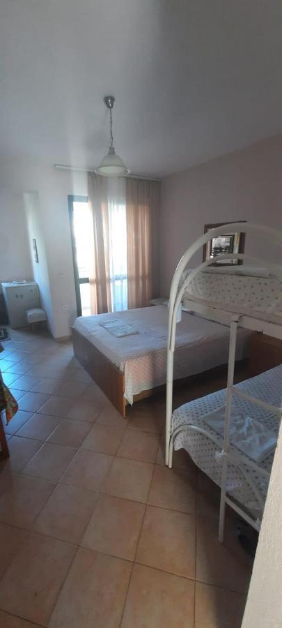 דורס Villa Madani מראה חיצוני תמונה